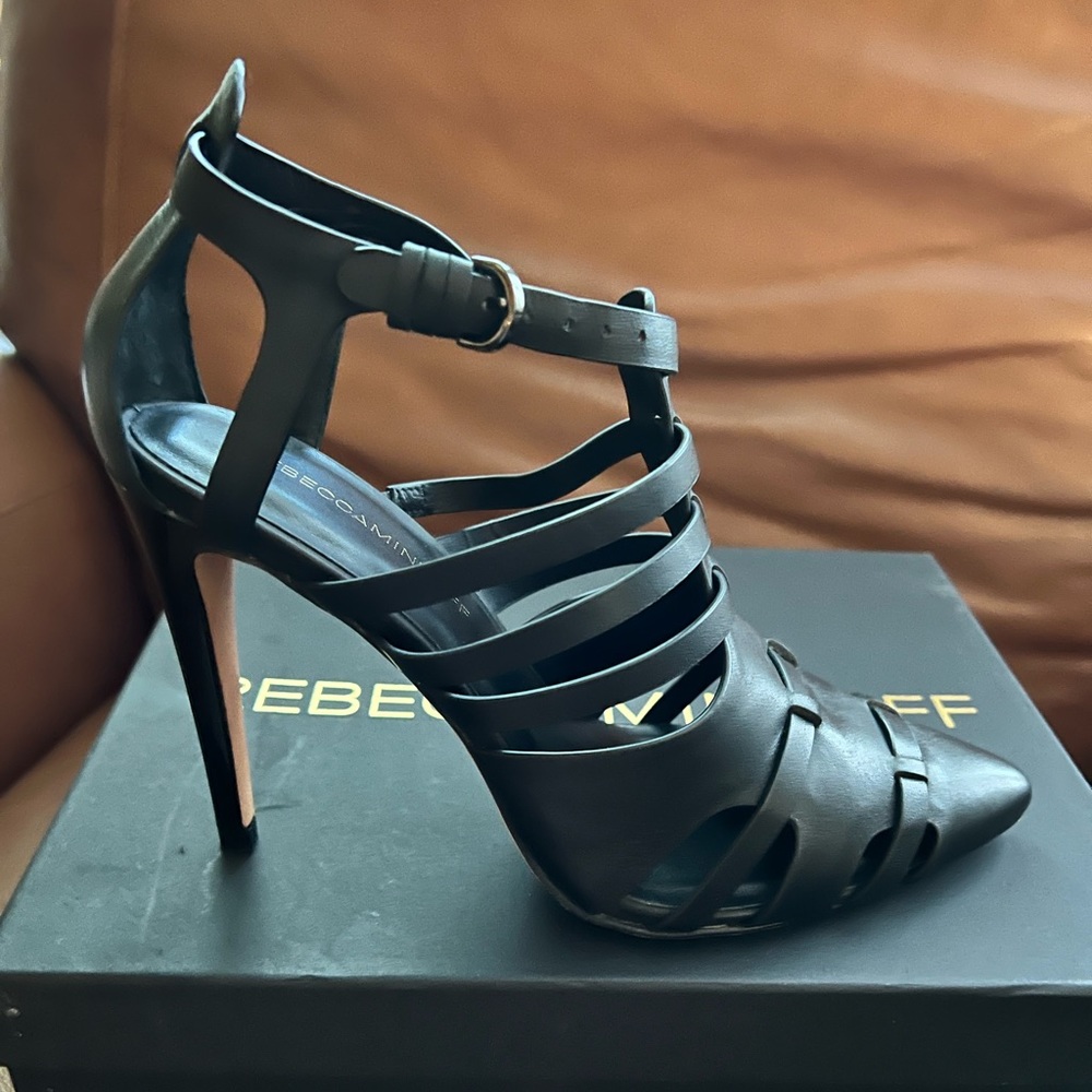 Rebecca Minkoff Kendreca  black size 9m